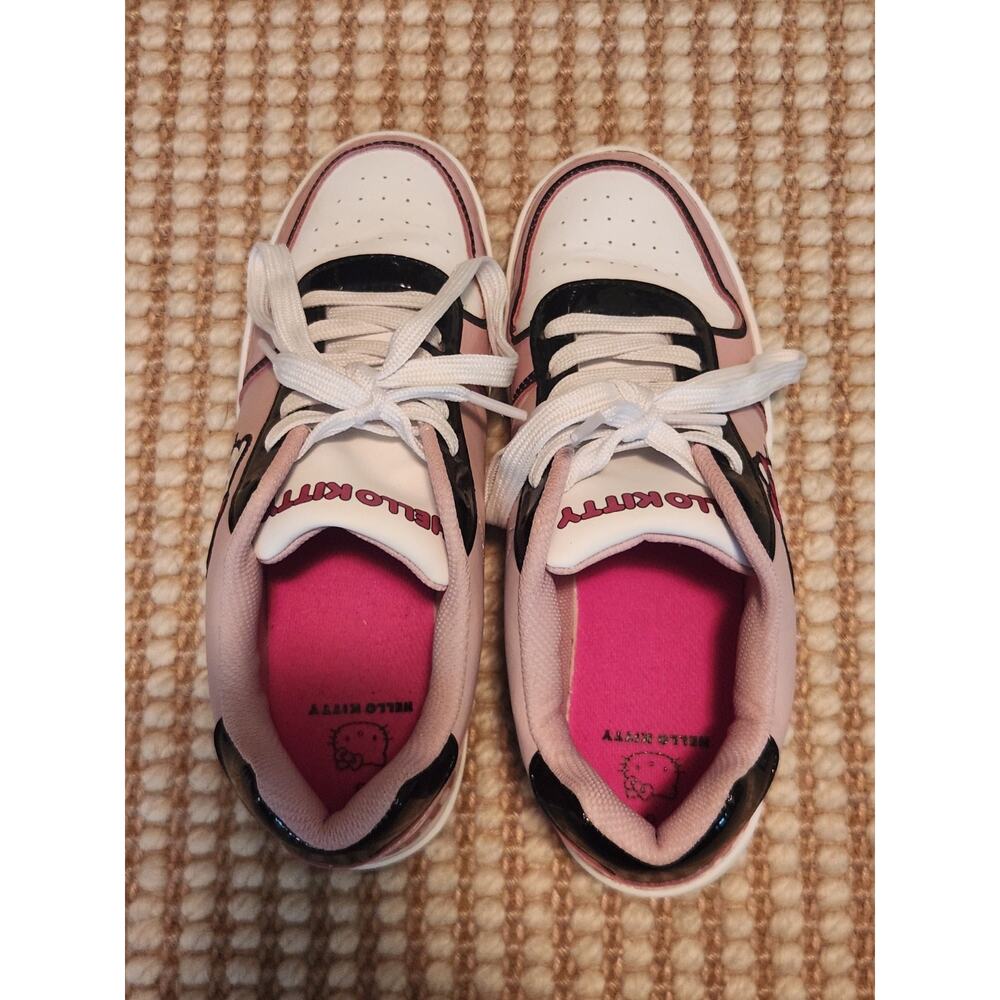 Women's Y2K Hello Kitty Sneakers Size 8 Pink White Playful Kawaii Girly Whimsy - Picture 4 of 10